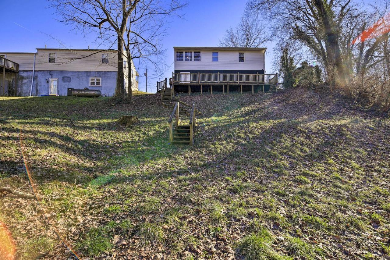 Cozy Bristol Home With Yard About 1 Mile To Downtown! Kültér fotó